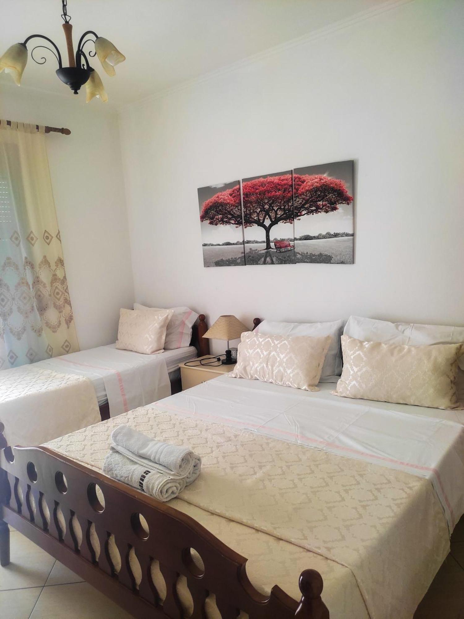 Vila Cikaj Durres Bagian luar foto