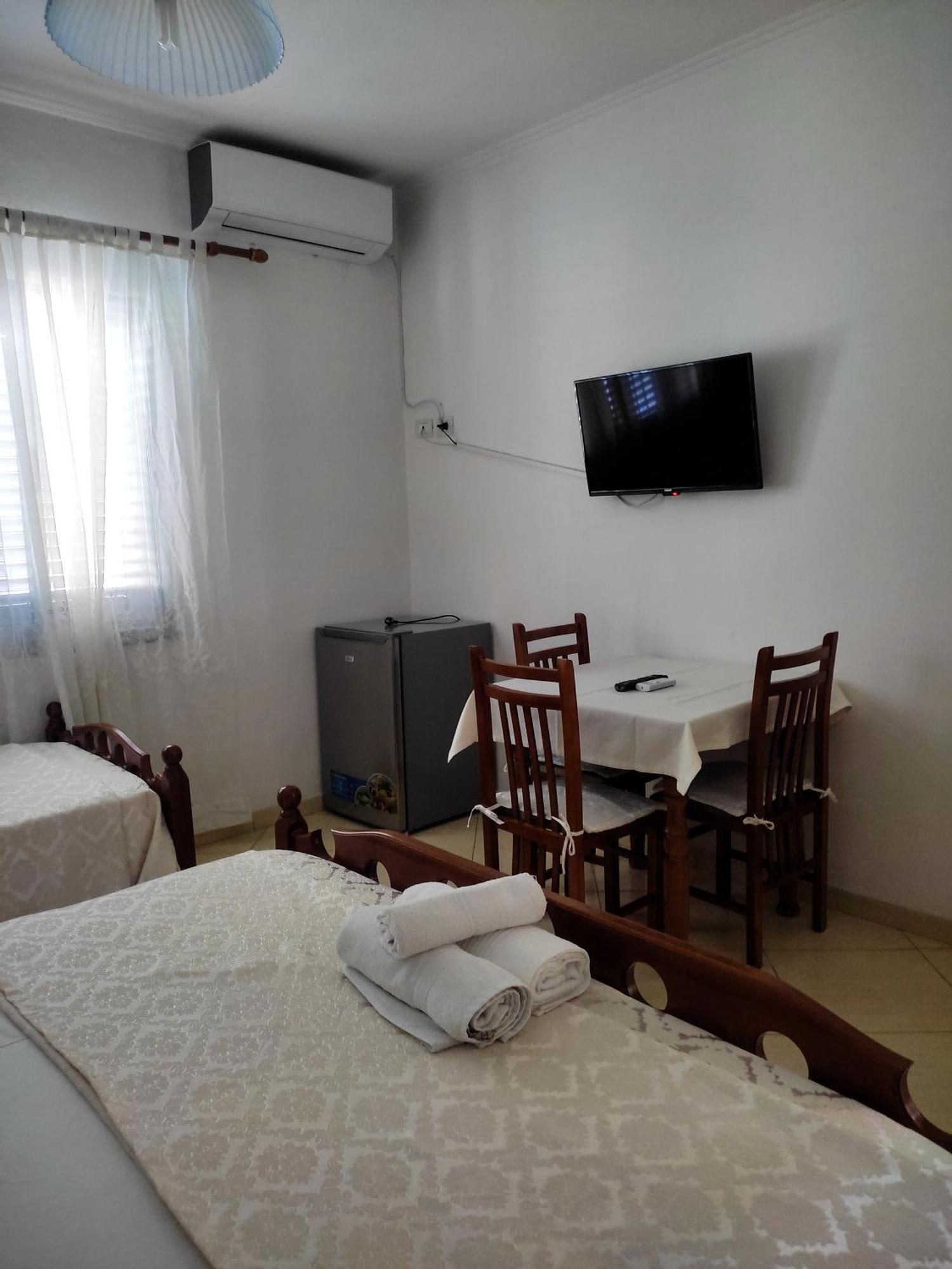 Vila Cikaj Durres Bagian luar foto
